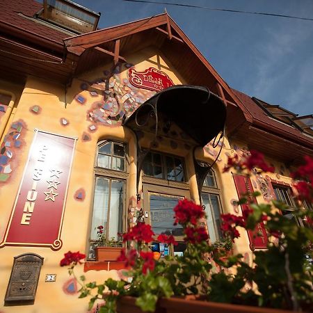 Deja Vu Guesthouse Cluj Napoca Bagian luar foto
